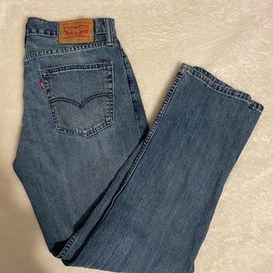 Men’s 32x32 Levi’s 514’s jeans